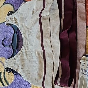 Seamless comfort bras with removable pads